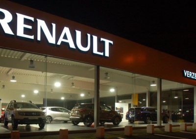 QUIEVRAIN | showroom Renault