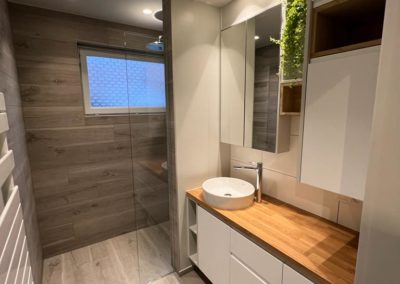 GHLIN | salle de douche